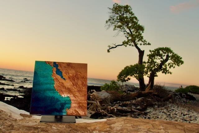 Nalu surf sculpture mounted on its steel base
